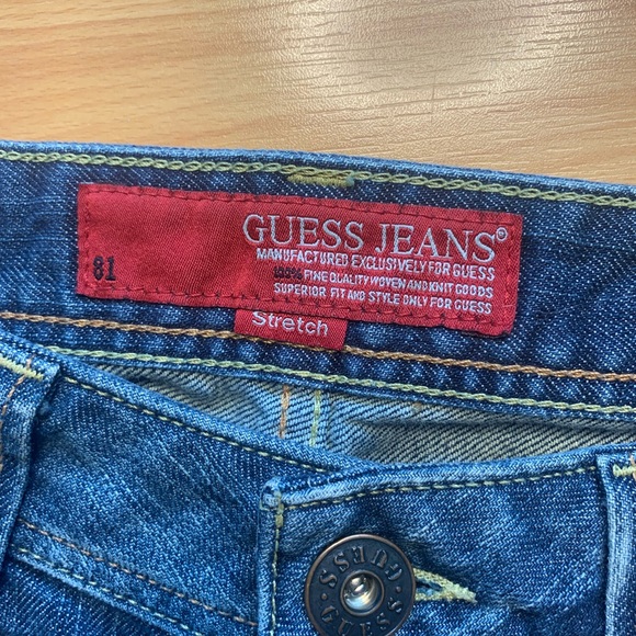 Guess jean shorts - Picture 4 of 9